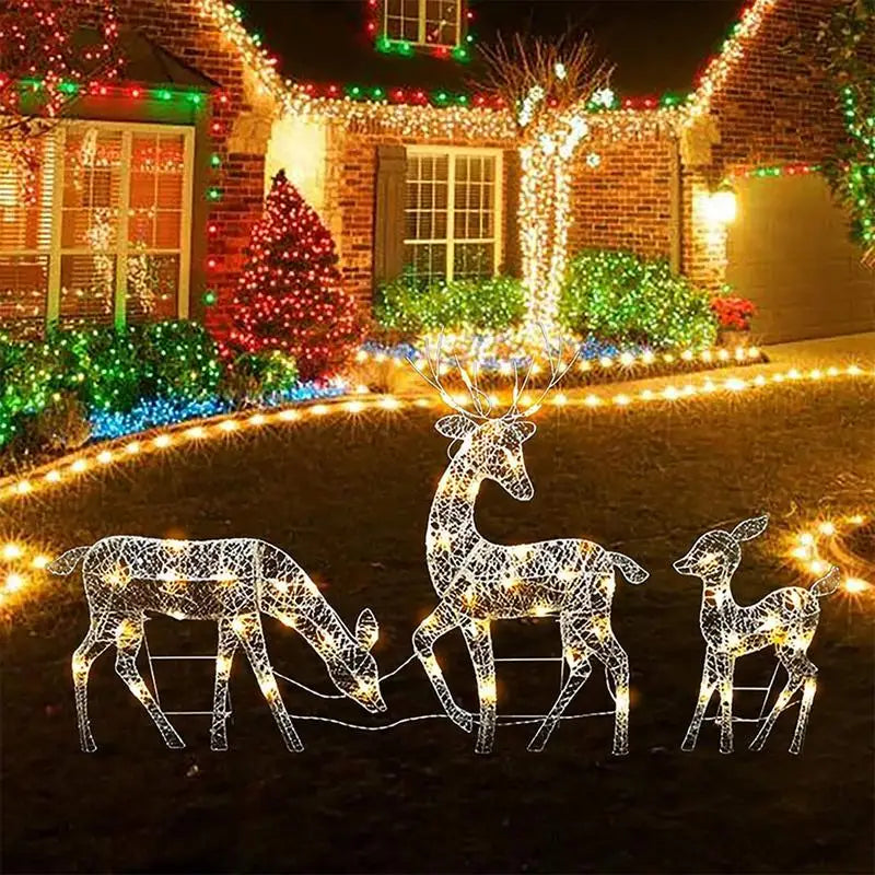 Outdoor Christmas Reindeer Decoration – Light Up Garden Deer for Xmas 2025